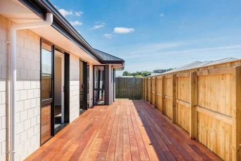 Photo of property in 87 Freedom Drive, Kelvin Grove, Palmerston North, 4470