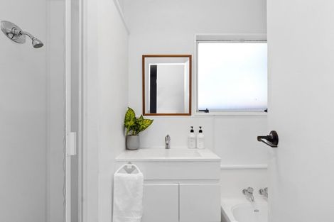 Photo of property in 9a Henderson Crescent, Parkvale, Tauranga, 3112