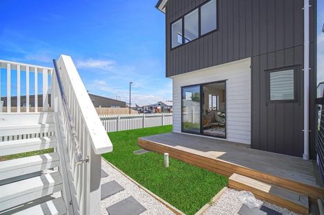 Photo of property in 72 Opoka Street, Papakura, 2110