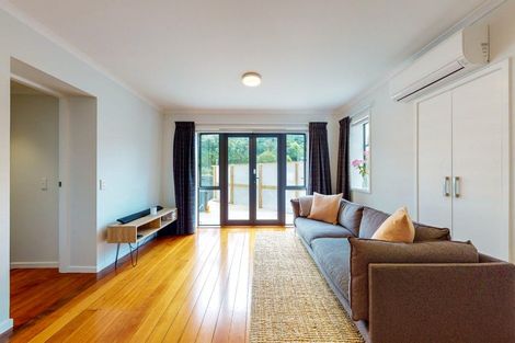 Photo of property in 11 Jacobsen Lane, Ngaio, Wellington, 6035