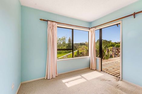 Photo of property in 114b Riversdale Drive, Merrilands, New Plymouth, 4312