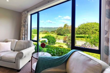 Photo of property in 36 Titoki Road, Waikanae Beach, Waikanae, 5036