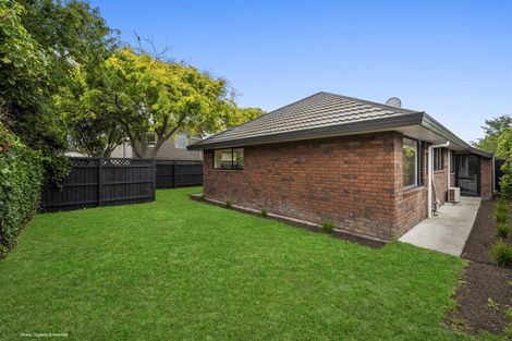 Photo of property in 1/152b Beach Road, North New Brighton, Christchurch, 8083