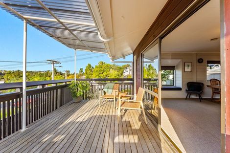 Photo of property in 1/122 Verran Road, Birkdale, Auckland, 0626