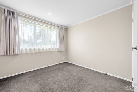 Photo of property in 1/12 Poplar Grove, Ebdentown, Upper Hutt, 5018