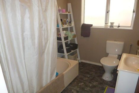 Photo of property in 41 Brightwater Crescent, Totara Park, Upper Hutt, 5018