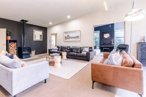 Photo of property in 10 Cotswolds Close, Otamatea, Whanganui, 4500