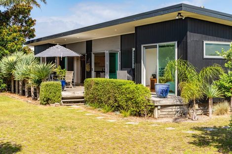 Photo of property in 10 Ti Tree Place, Mangawhai Heads, Mangawhai, 0505