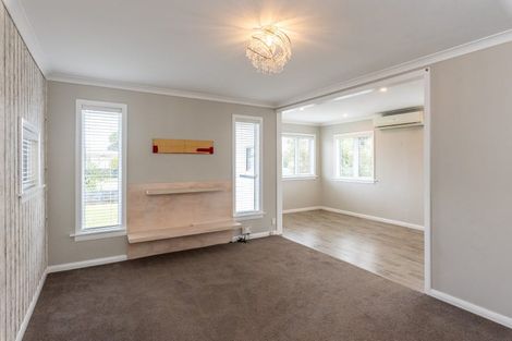 Photo of property in 43 Liverpool Street, Levin, 5510