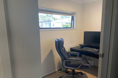 Photo of property in 15 Wicksteed Street, Vogeltown, New Plymouth, 4310