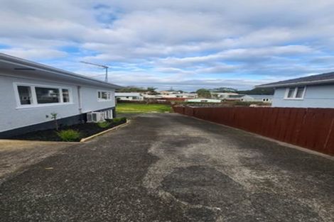 Photo of property in 5 Lane Road, Weymouth, Auckland, 2103