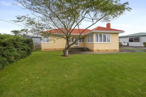 Photo of property in 47 Burns Street, Hawera, 4610