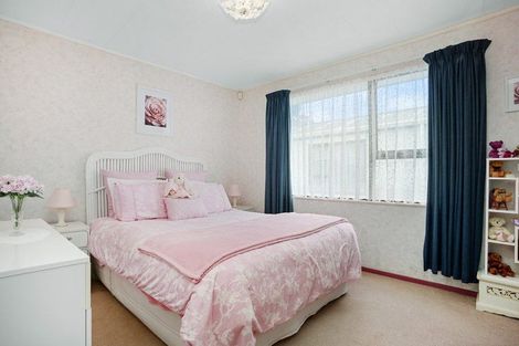 Photo of property in 10 Morning View, Titahi Bay, Porirua, 5022