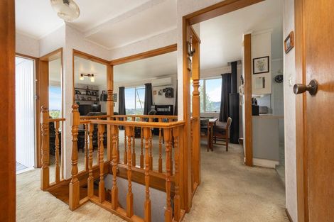 Photo of property in 10 Stallard Place, Glen Eden, Auckland, 0602