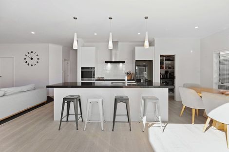 Photo of property in 57 Te Kio Crescent, Papamoa Beach, Papamoa, 3118