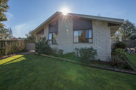 Photo of property in 16 Taiaroa Place, Southbridge, 7602