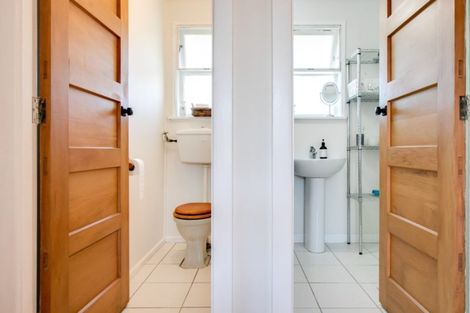 Photo of property in 48 Russell Road, Marewa, Napier, 4110