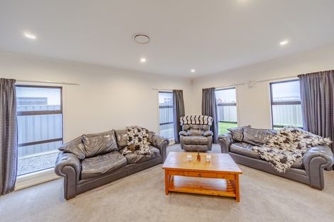 Photo of property in 24 Pukaki Place, Poraiti, Napier, 4112