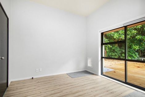 Photo of property in 8 Nepal Place, Khandallah, Wellington, 6035