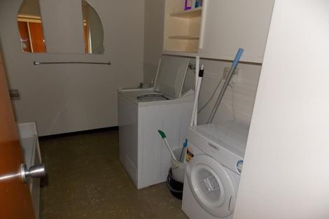 Photo of property in Mansfield Towers, 1 Grant Road, Thorndon, Wellington, 6011