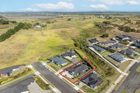 Photo of property in 4 Lambrusco Street, Te Kauwhata, 3710