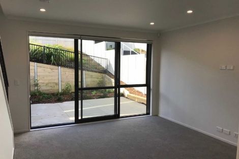 Photo of property in 27 Matairangi Avenue, Totara Heights, Auckland, 2105