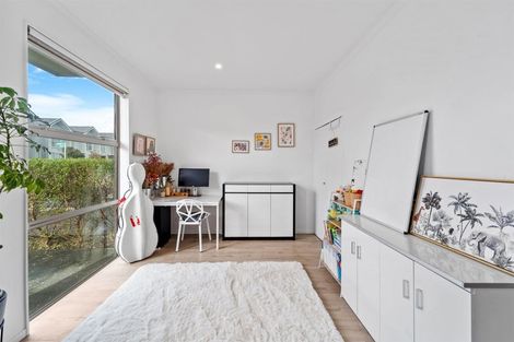 Photo of property in 25 Eyton Kay Road, Hobsonville, Auckland, 0616