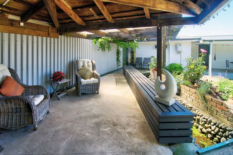 Photo of property in 1 Newall Place, Solway, Masterton, 5810