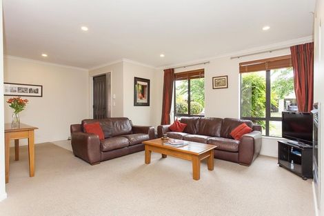 Photo of property in 11 Parkside Crescent, Northwood, Christchurch, 8051