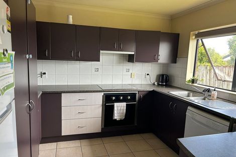 Photo of property in 26 Carisbrook Crescent, Papakura, 2110