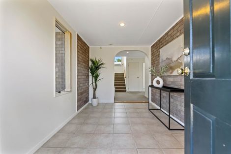 Photo of property in 2 Pipi Street, Two Mile Bay, Taupo, 3330