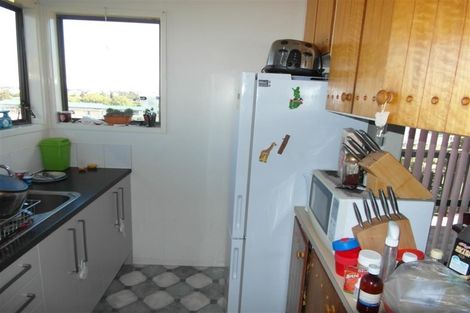 Photo of property in 3 Correa Court, Goodwood Heights, Auckland, 2105