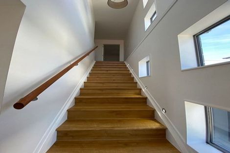 Photo of property in 61 Bolton Street, Blockhouse Bay, Auckland, 0600