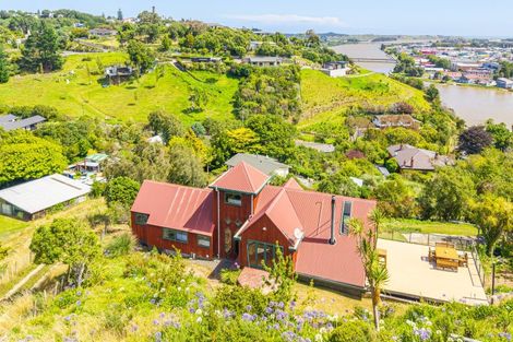 Photo of property in 8 Wairere Road, Bastia Hill, Whanganui, 4500