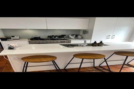 Photo of property in 73 Hataitai Road, Hataitai, Wellington, 6021