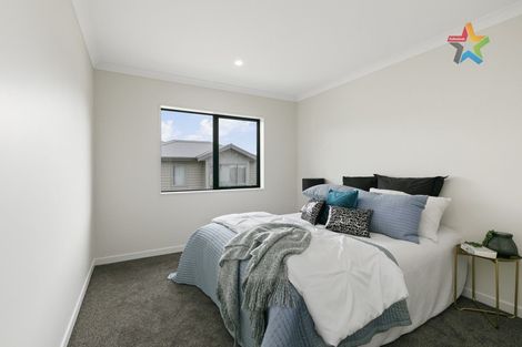 Photo of property in 6 Poto Road, Normandale, Lower Hutt, 5010