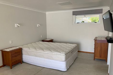 Photo of property in 330 Clifton Road, Te Awanga, 4102