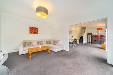 Photo of property in 20 Cosgrove Rise, Riverstone Terraces, Upper Hutt, 5018