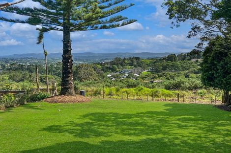 Photo of property in 222 Don Buck Road, Massey, Auckland, 0614