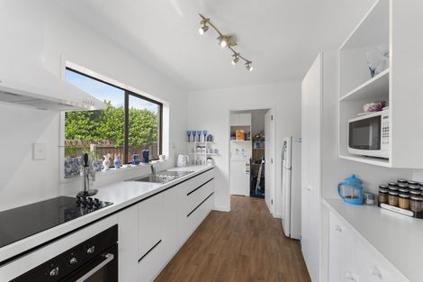 Photo of property in 14 Howe Street, New Brighton, Christchurch, 8083