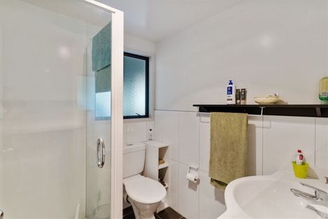 Photo of property in 122 Waireka Place, Whangamata, 3620