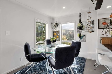 Photo of property in 20 Linkwater Way, Parklands, Christchurch, 8083