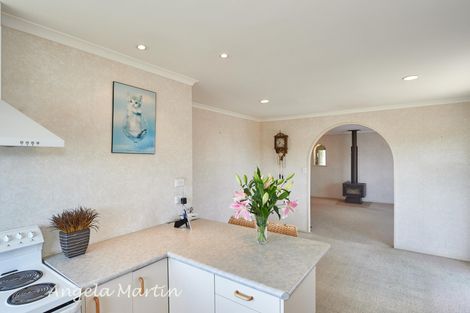 Photo of property in 96 Kelvin Grove Road, Kelvin Grove, Palmerston North, 4414