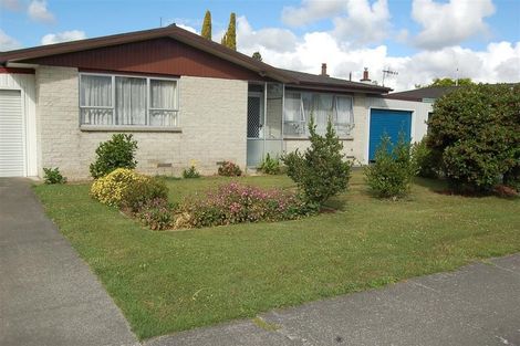 Photo of property in 2/701 Saint Aubyn, Saint Leonards, Hastings, 4120