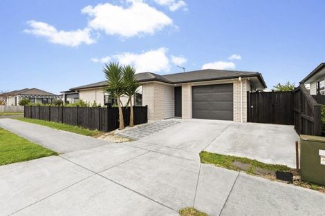 Photo of property in 51 Tawhiti Road, Pukekohe, 2120