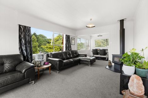 Photo of property in 46 Seaview Road, Marfell, New Plymouth, 4310