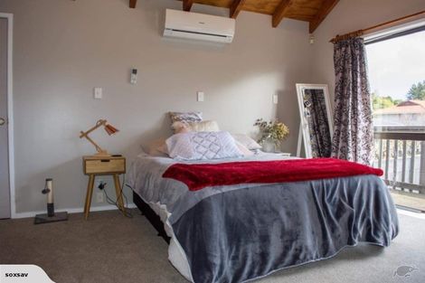 Photo of property in 111 Glenmore Road, Sunnyhills, Auckland, 2010