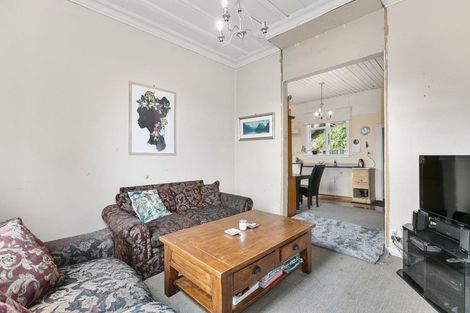 Photo of property in 10 Rennie Street, Green Island, Dunedin, 9018