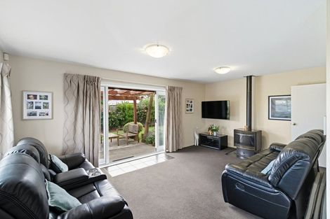 Photo of property in 1/10 Jarrow Place, Halswell, Christchurch, 8025