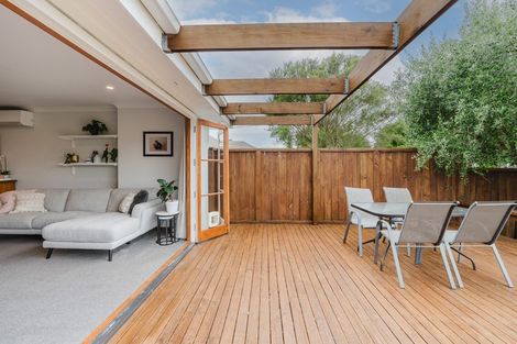 Photo of property in 10 Windsor Road, Maeroa, Hamilton, 3200